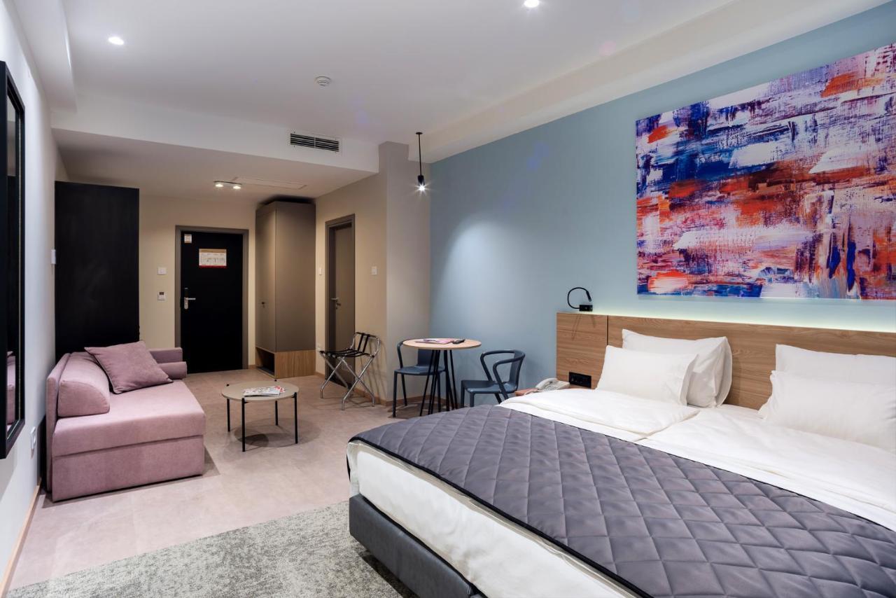 Hotel Forum Garni Суботица Екстериор снимка