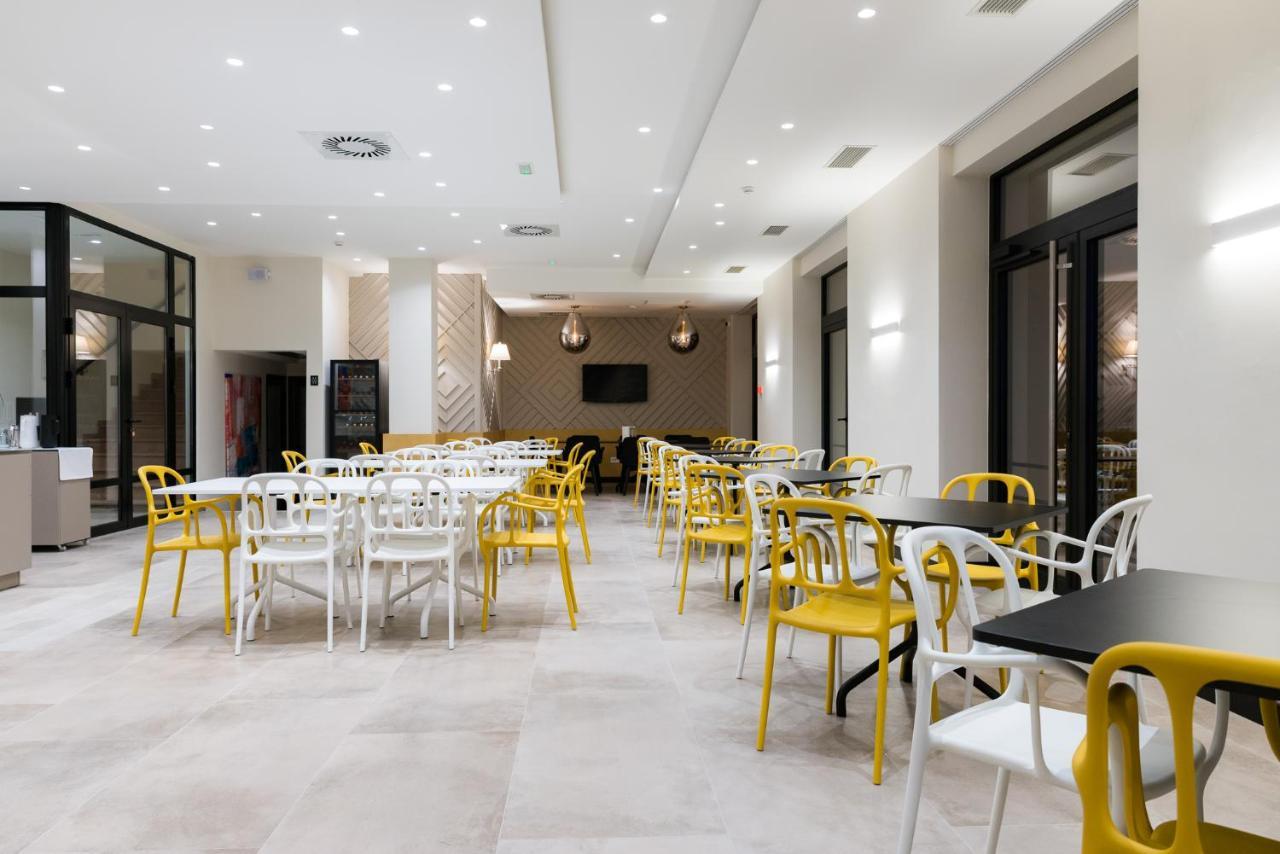Hotel Forum Garni Суботица Екстериор снимка