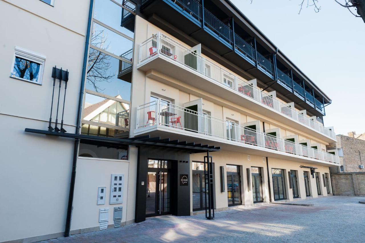 Hotel Forum Garni Суботица Екстериор снимка